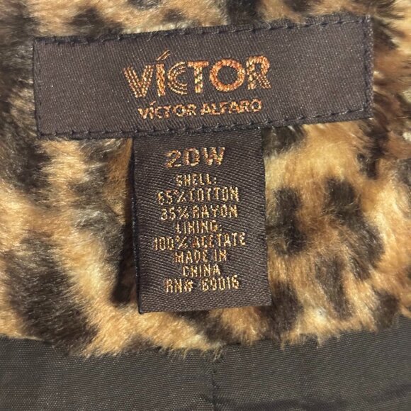 VICTOR ALFARO Leopard Print with 3/4 Sleeve Crop Jacket - Size 20W - Picture 11 of 16